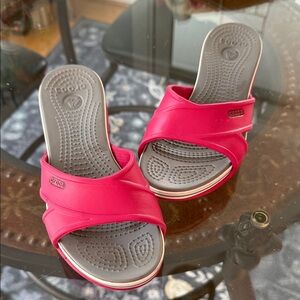 CROCS Vibrant Pink Slide Sandals size 6